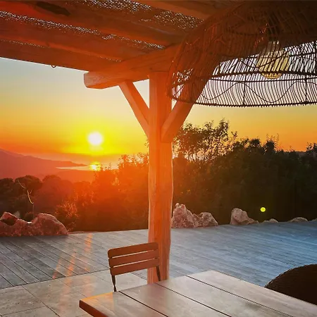 Stone Sheepfold With Sea View In Corsica
