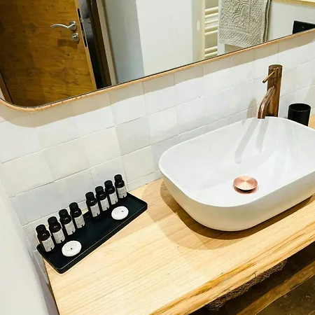 Semesterbostad Stone Sheepfold With Sea View In Corsica Sari-D'orcino