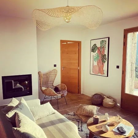 Semesterbostad Stone Sheepfold With Sea View In Corsica *