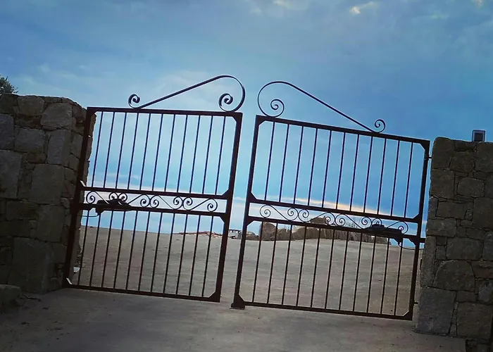 Prázdninový dům Stone Sheepfold With Sea View In Corsica