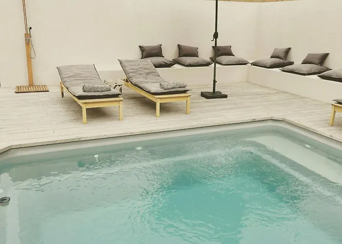 Stone Sheepfold With Sea View In Corsica *